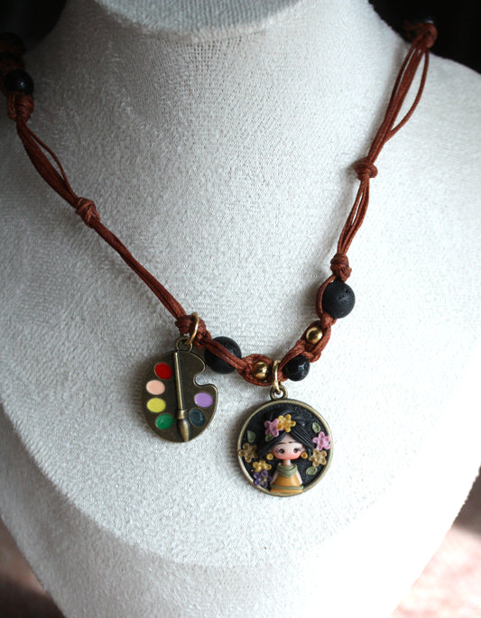 Collana in cordino con Frida in fimo e pietre dure