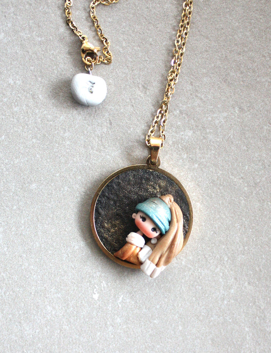 Collana Dama con l’orecchino di perla – cammeo dorato in acciaio inox