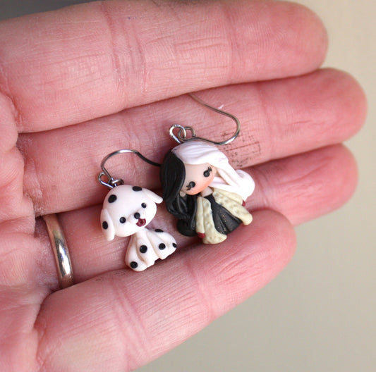 Orecchini Pendenti in Acciaio Inox – Crudelia & Dalmata