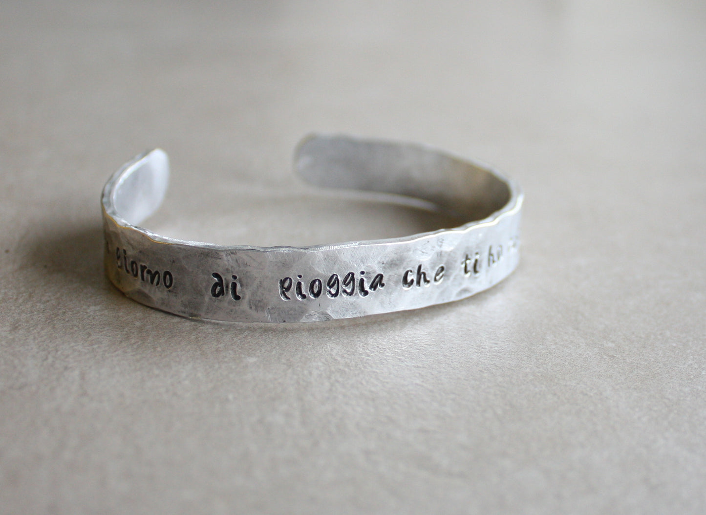 Bracciale Rigido in Alluminio