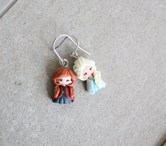 Orecchini Elsa e Anna β Acciaio inox, pezzo unico artigianale