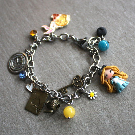 bracciale disney alice in fimo