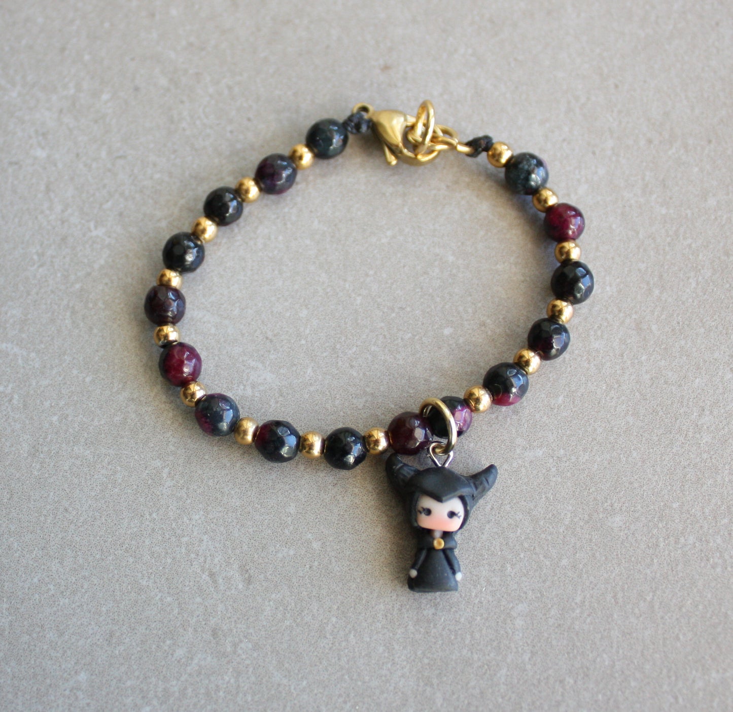 bracciale pietre dure e Malefica