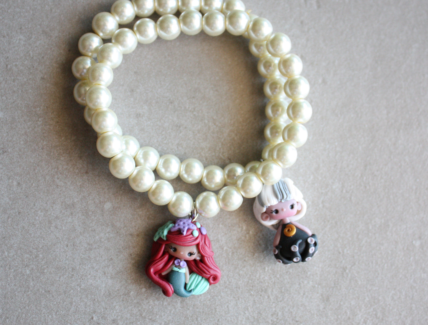 Elastic Bracelet with Beads and Polymer Clay Charm