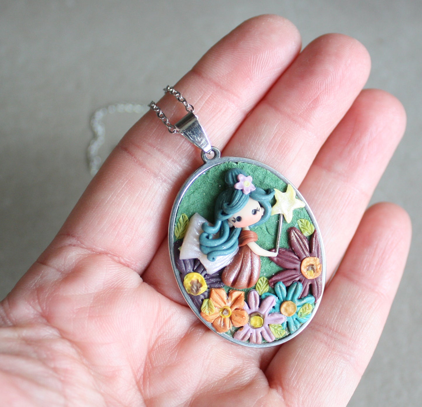 Collana lunga con cammeo