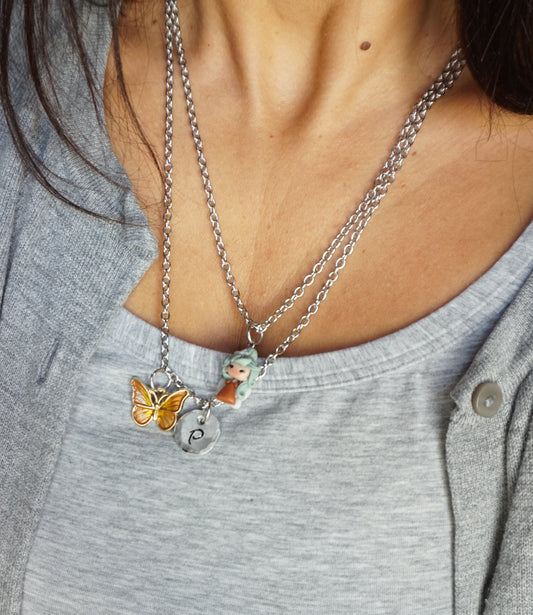 Collana a doppio filo in acciaio inox con lettera e fatina II