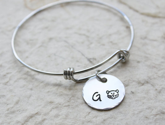 Bangle personalizzato con lettera e simbolo