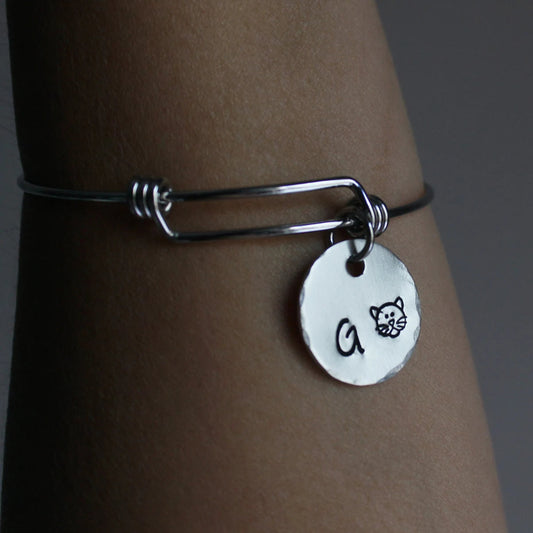Bangle personalizzato con lettera e simbolo