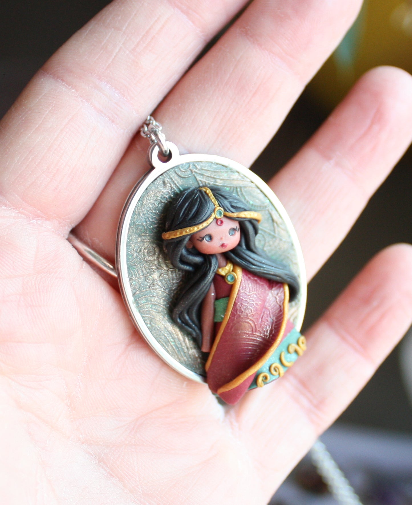 Dolls of the world- Indiana