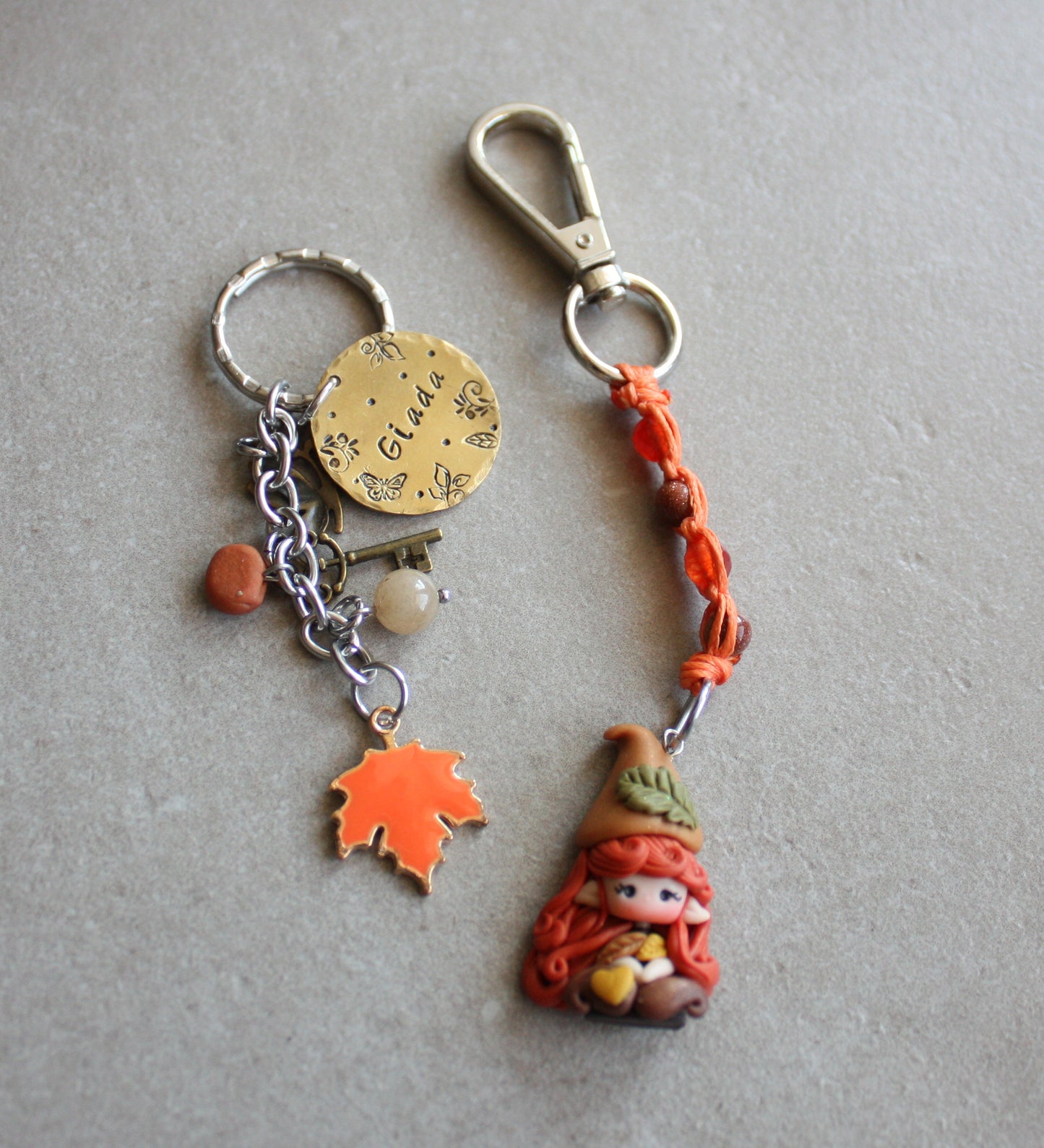 Gnome keychain – Macramé, gemstones and hand-stamped brass tag