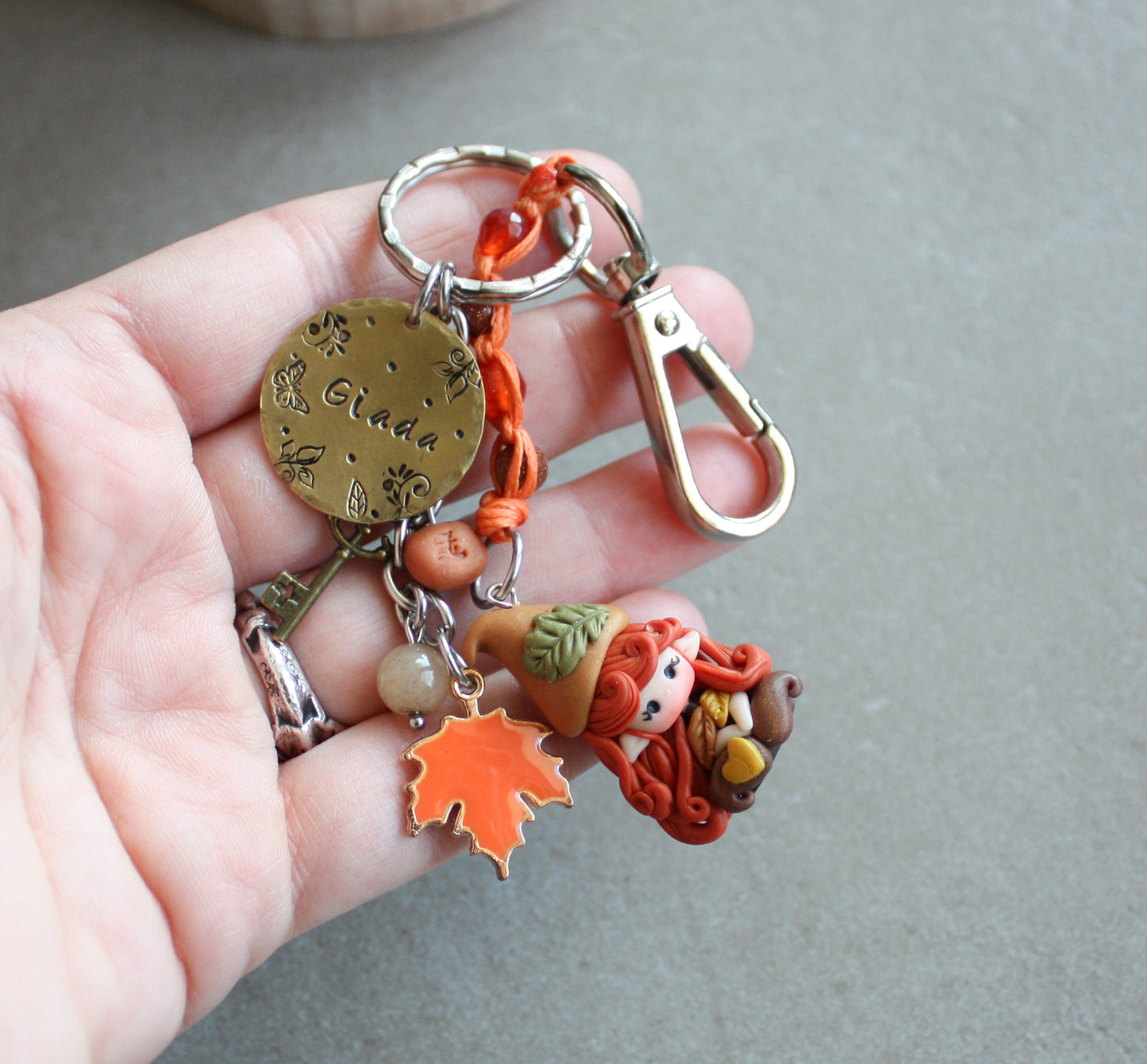 Gnome keychain – Macramé, gemstones and hand-stamped brass tag