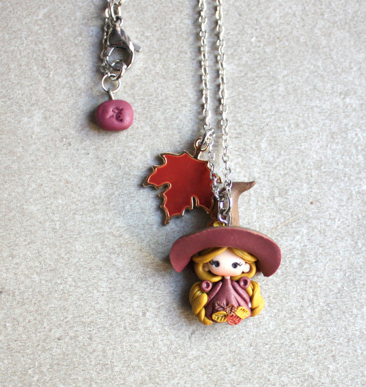 collana con streghetta in fimo made in italy