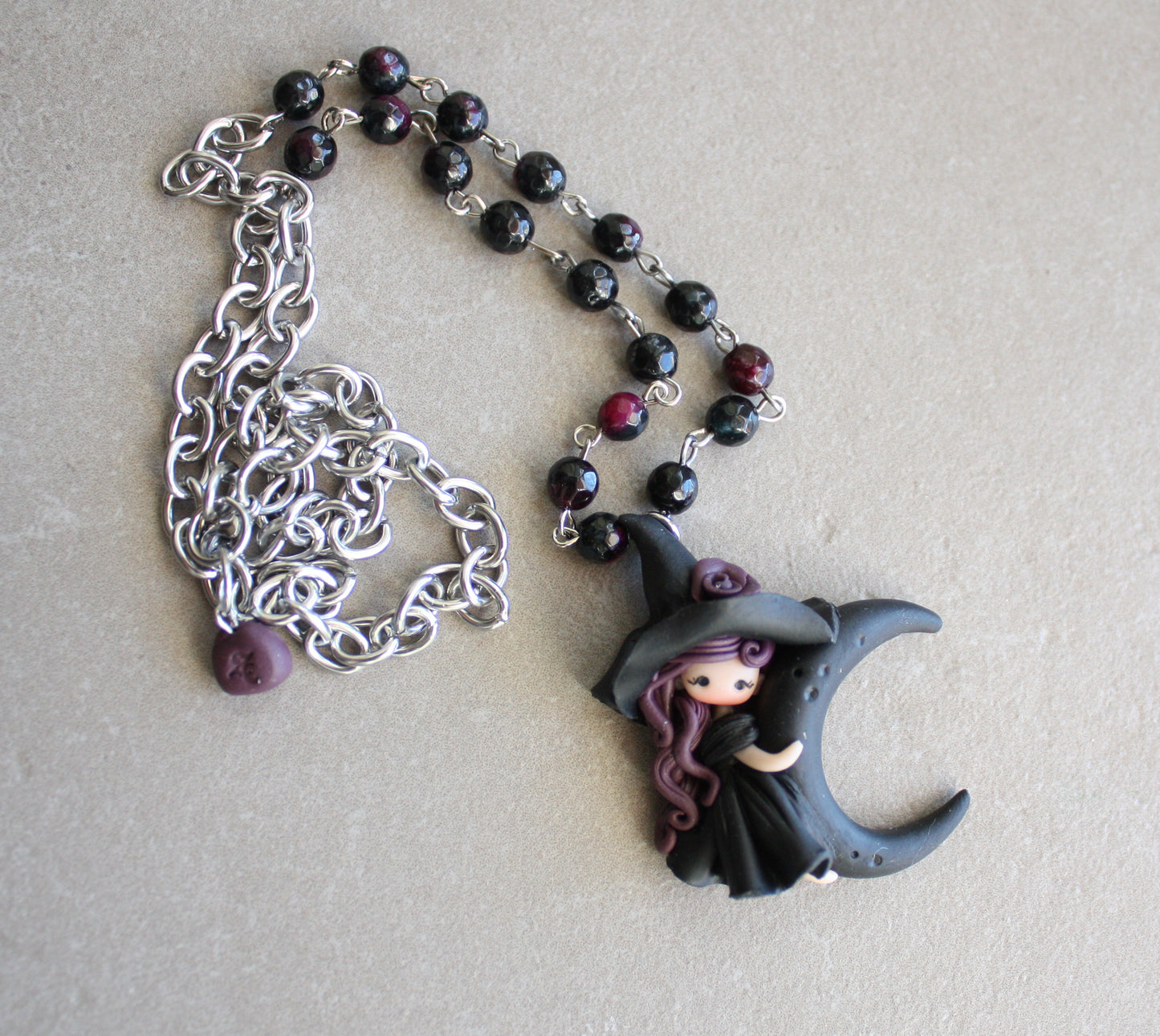 collana streghetta nera