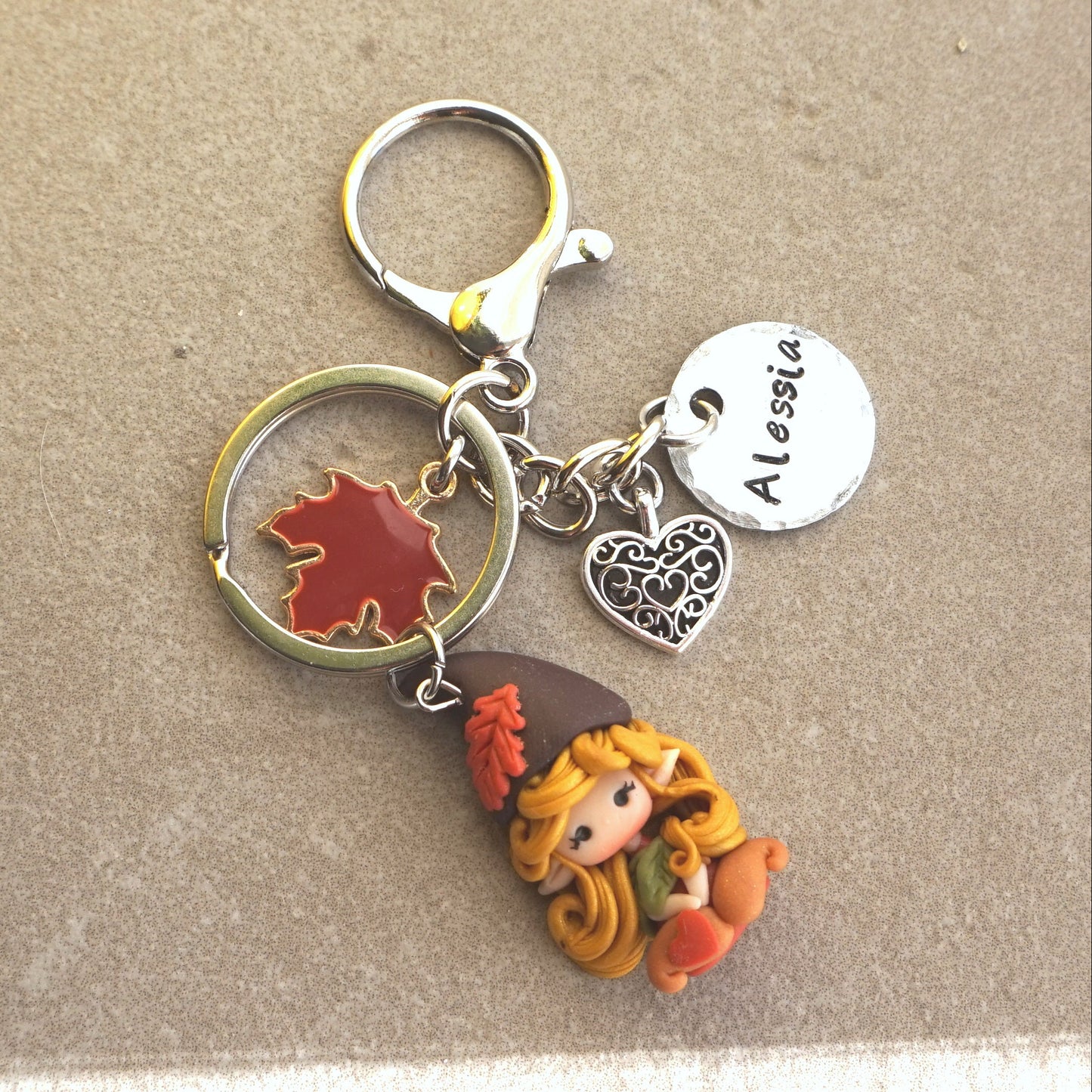 Portachiavi con gnoma in pasta polimerica e nome