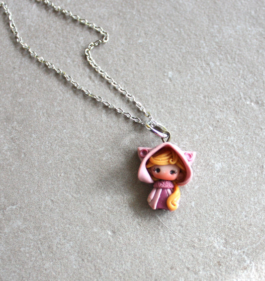 Collana in acciaio inox con cat doll in fimo modellata a mano V