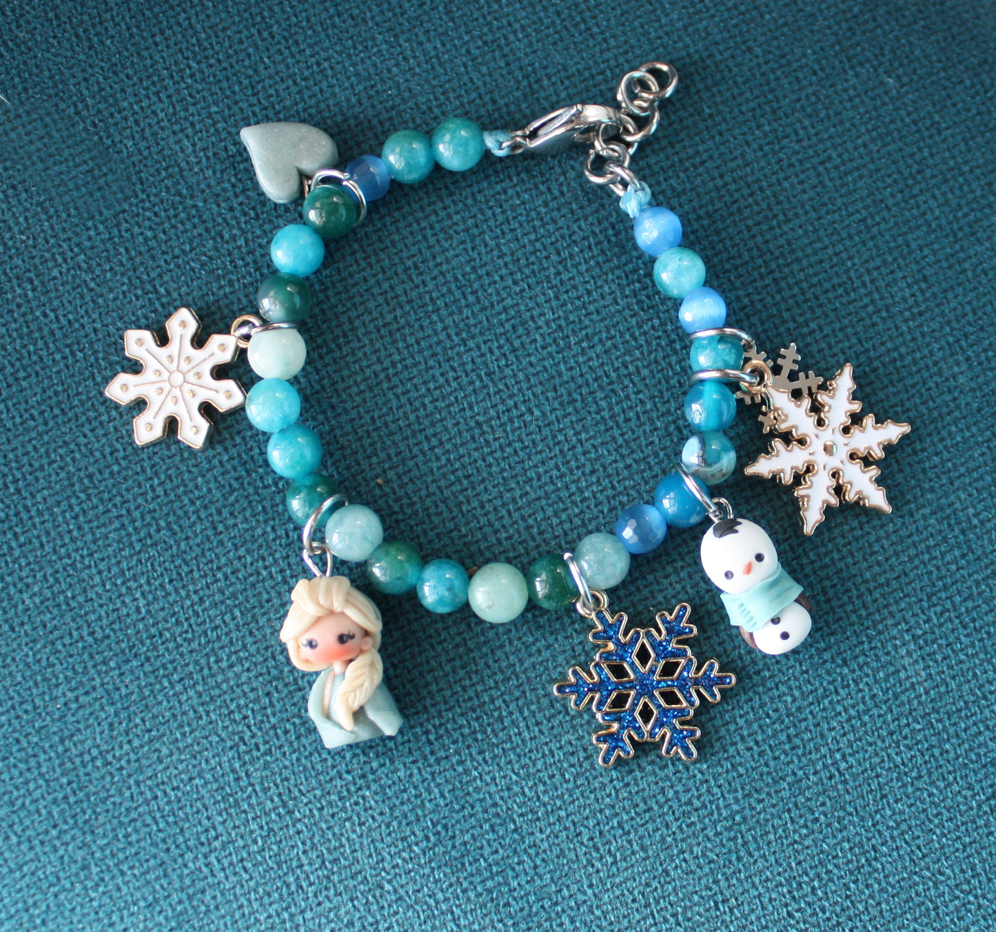 Bracciale Frozen con pietre dure azzurre-  Elsa e Olaf in fimo
