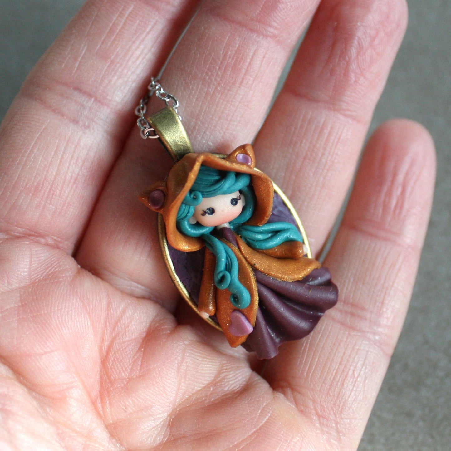 Collana in acciaio inox con cat doll in fimo