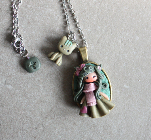 Collana in acciaio inox con cat doll in fimo e gattino
