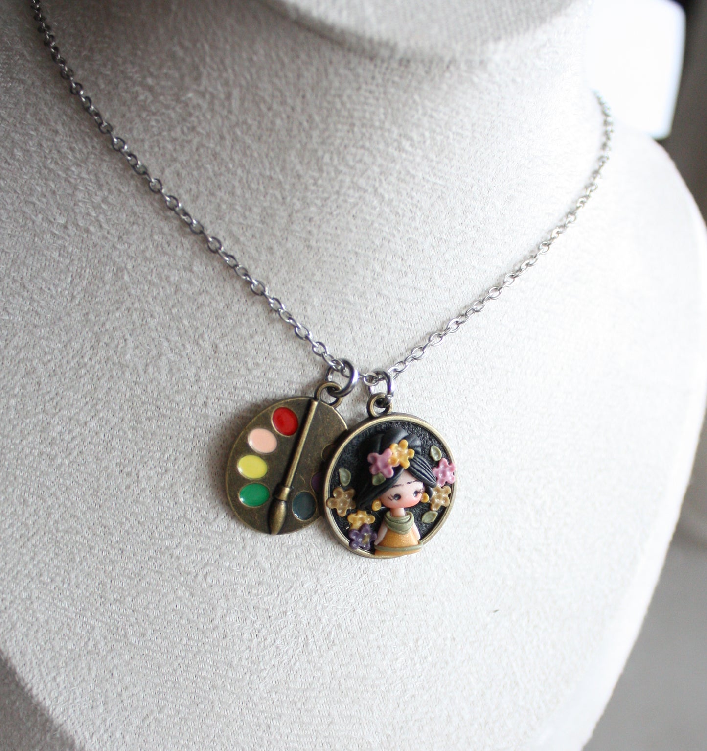 Collana in acciaio inox con Frida Kahlo III