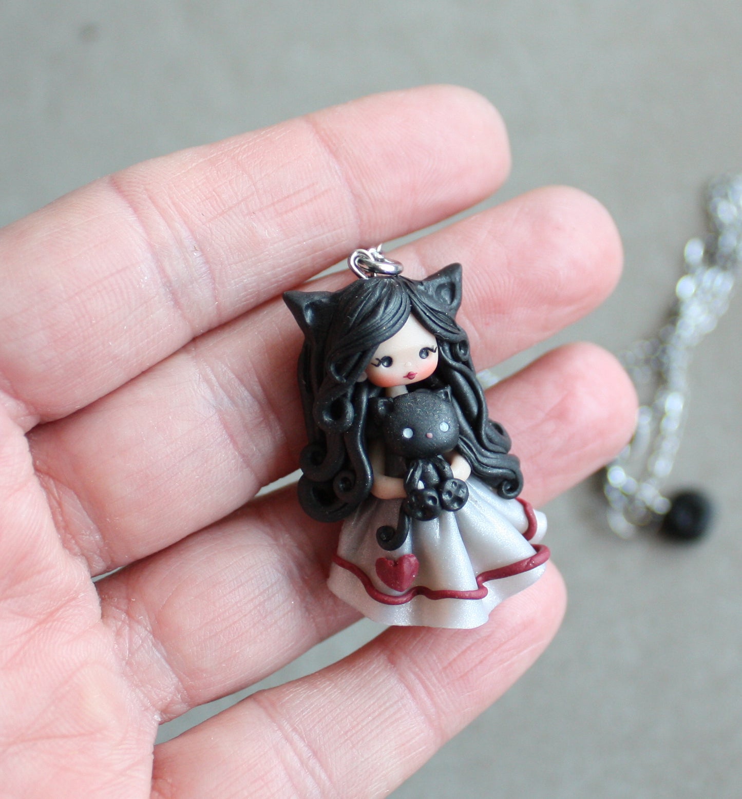 Collana in acciaio inox con cat doll in fimo