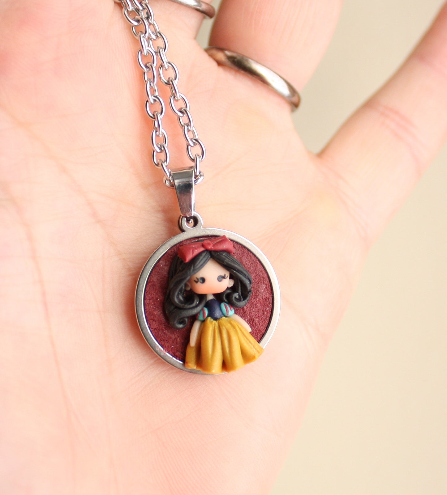 Snow White Necklace 🍎✨