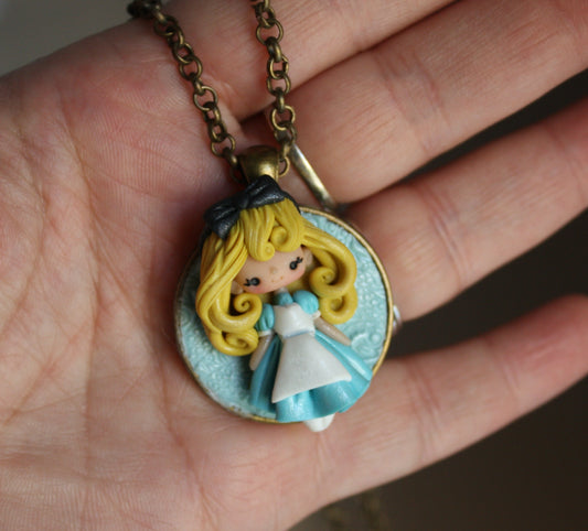 mini doll necklace - Alice