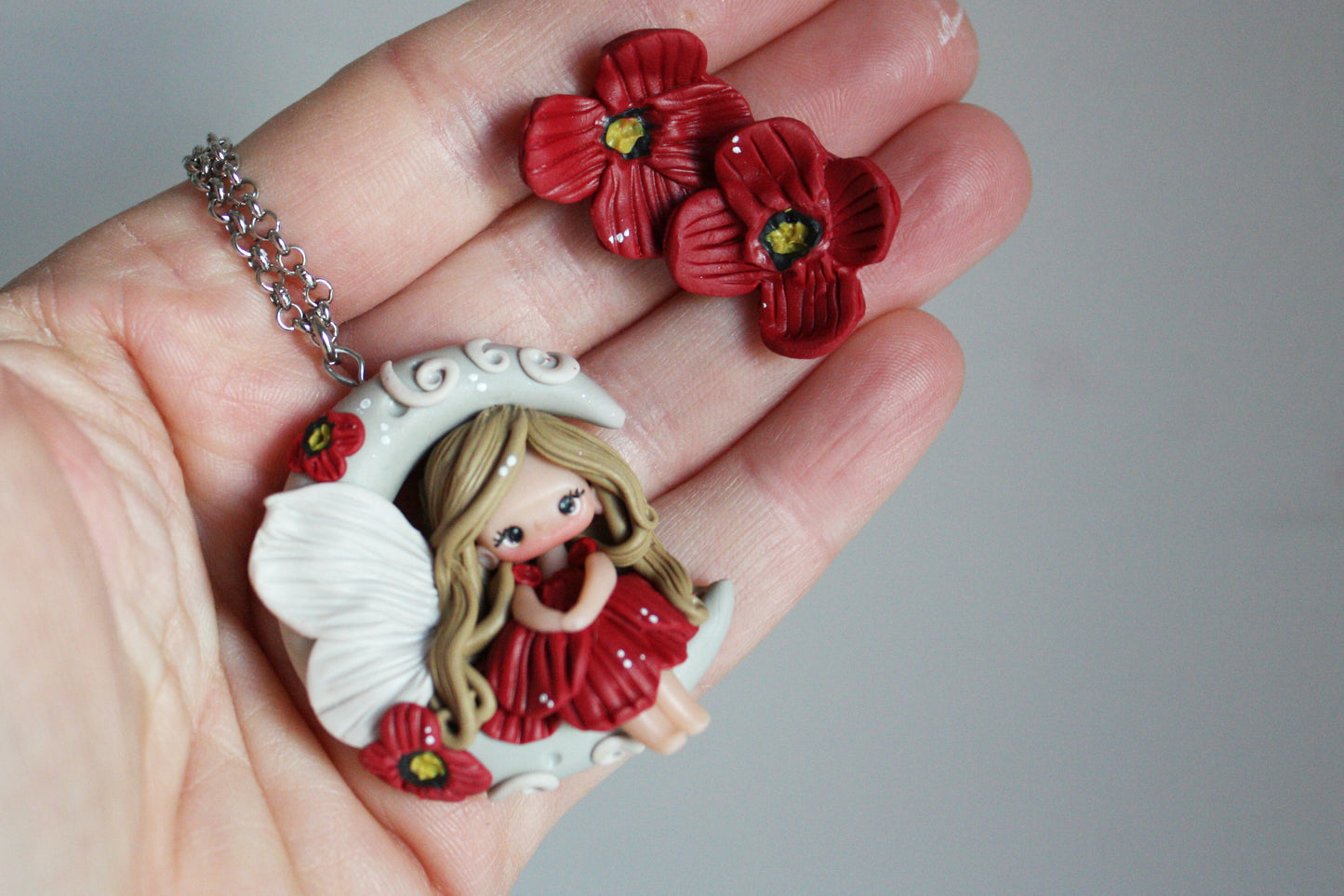 poppy fairy- bambolina in fimo- set collana piu orecchini