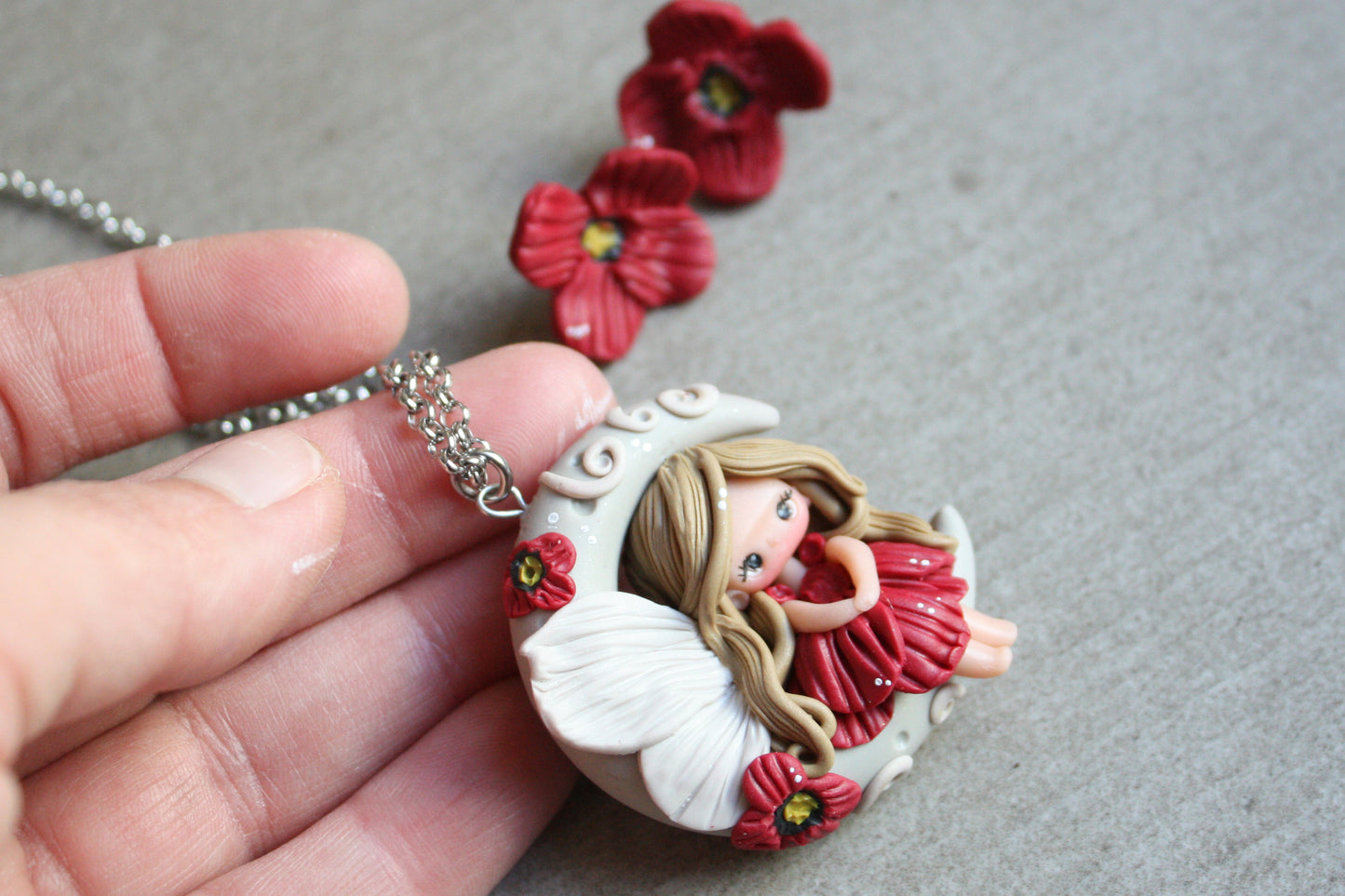 poppy fairy- bambolina in fimo- set collana piu orecchini