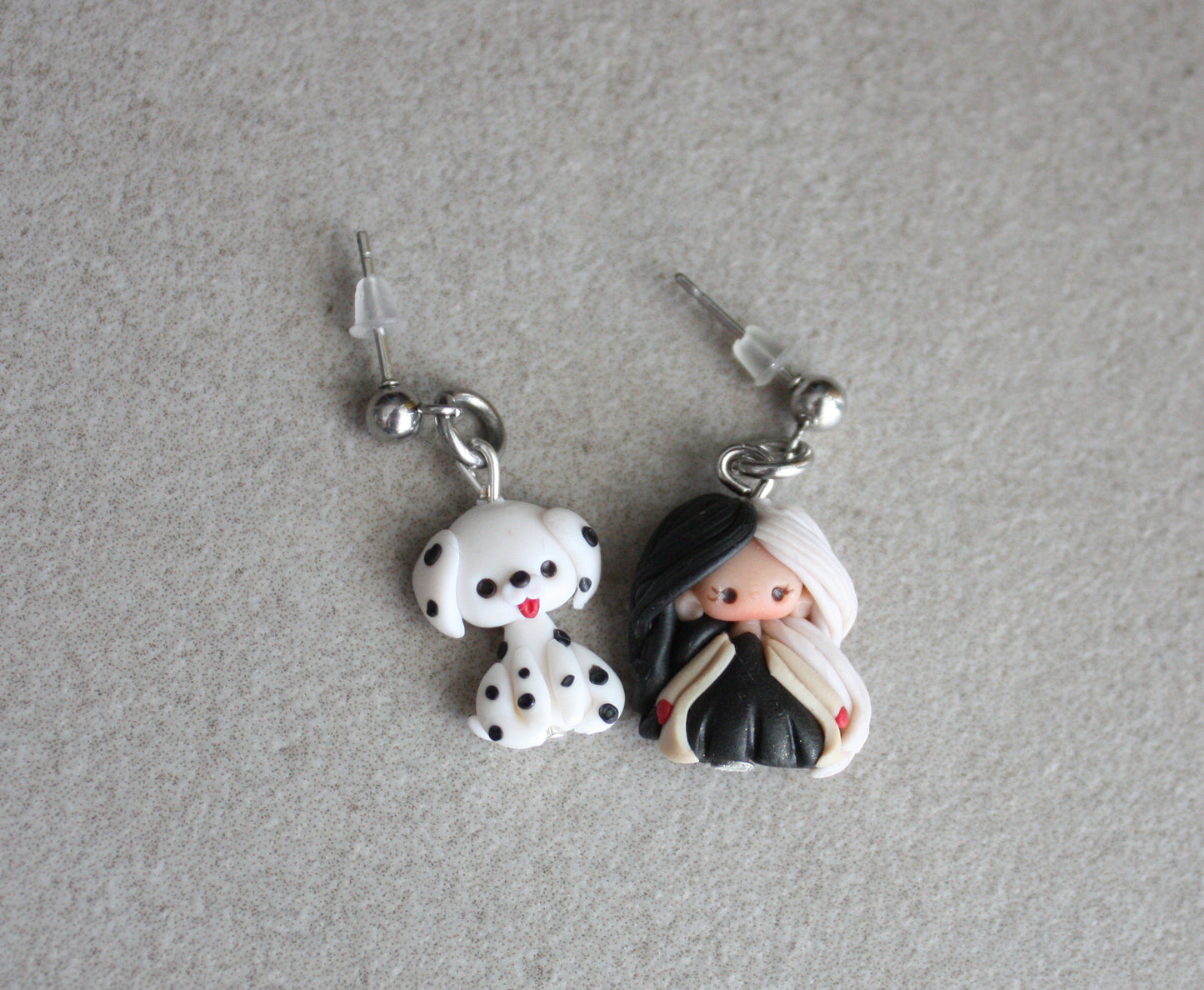 Cruella dangling earrings