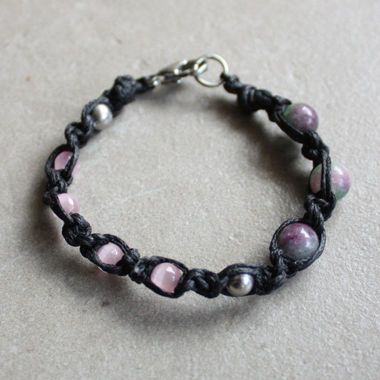 Adjustable gemstone bracelet
