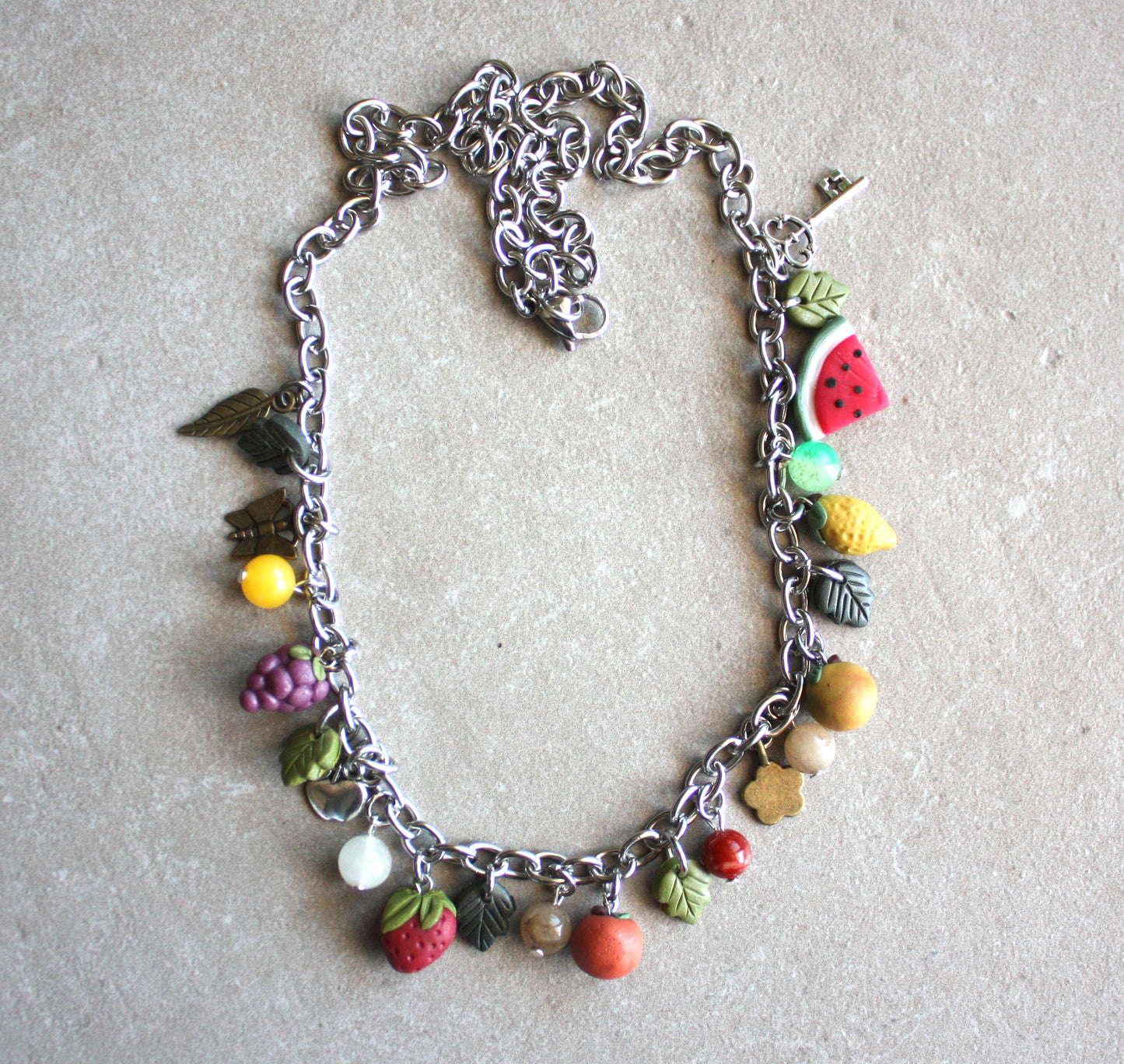 collana frutta