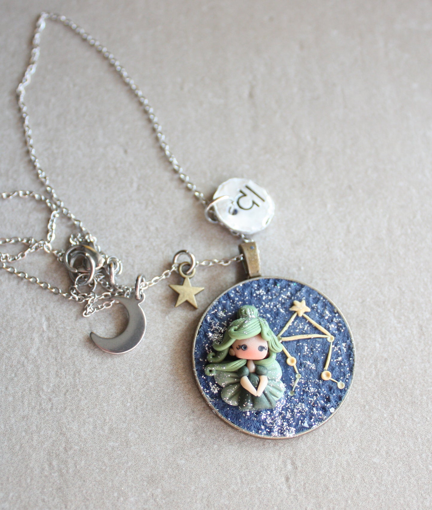 Collana Zodiacale Bilancia – Fatina Costellazione e Simbolo Inciso
