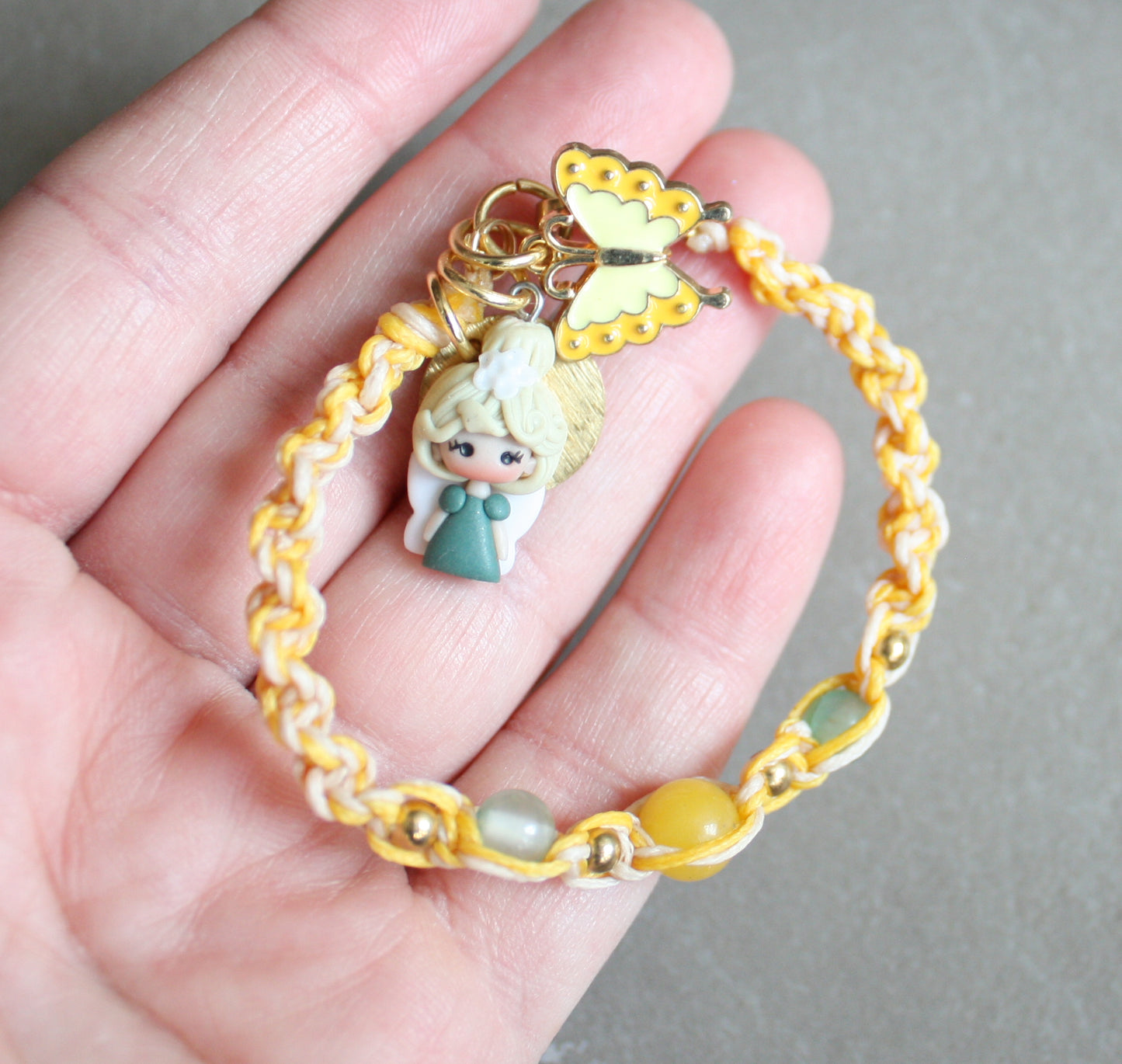 Bracciale giallo regolabile  macramè