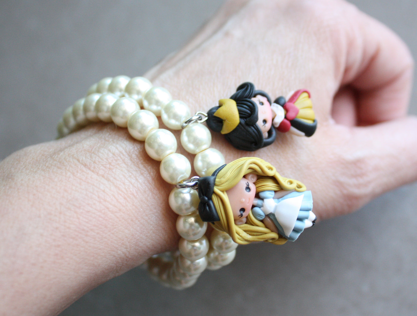 Elastic Bracelet with Beads and Polymer Clay Charm