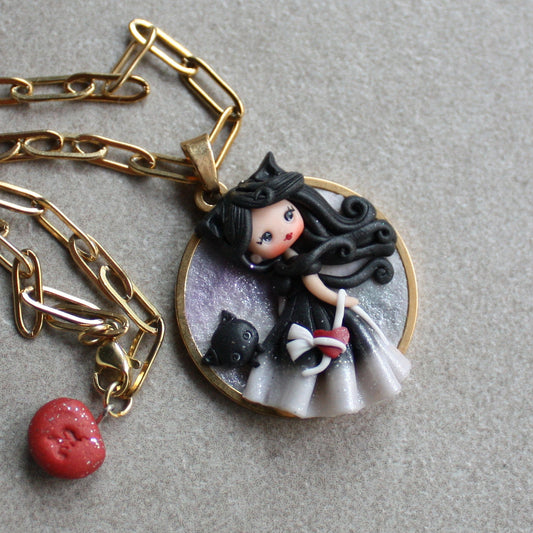 Collana in acciaio inox dorato con cammeo e cat doll