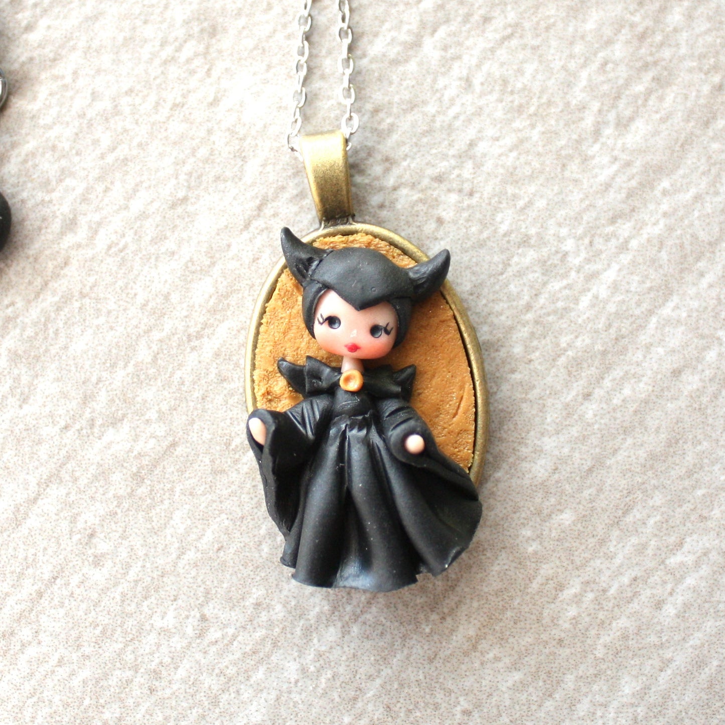 collana malefica fimo