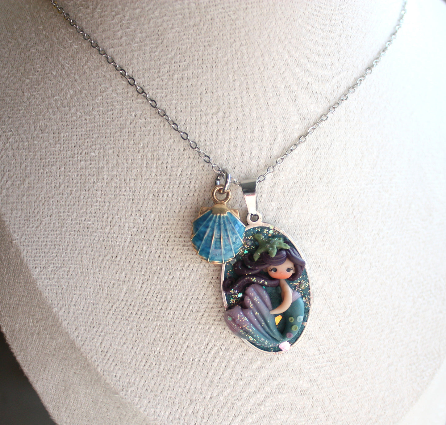 Collana in acciaio inox con cammeo sirena in fimo