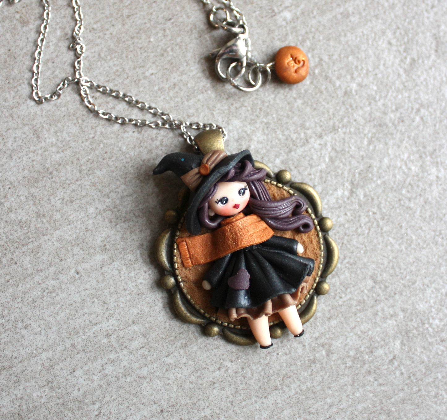 Collana in acciaio inox con piccola streghetta in fimo II