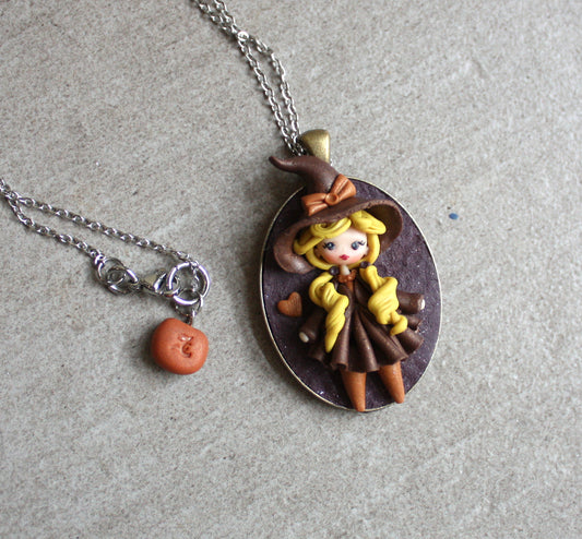 Collana in acciaio inox con piccola streghetta in fimo III