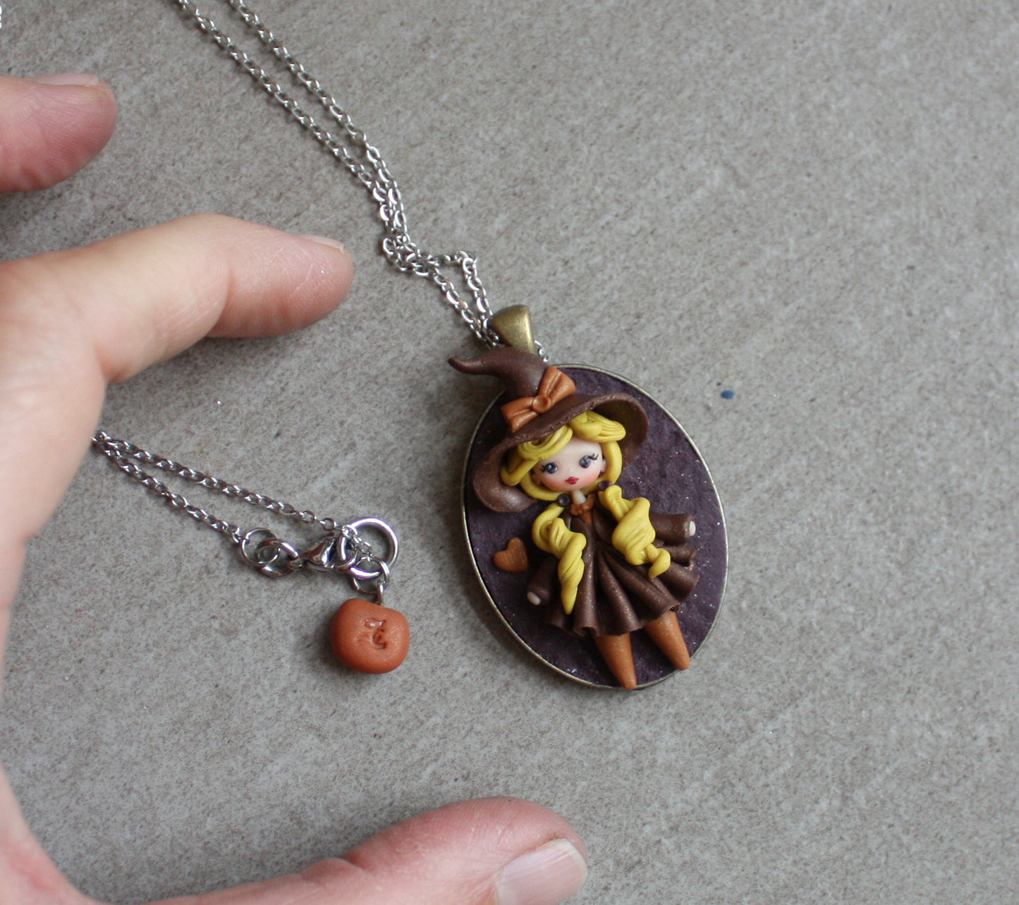 Collana in acciaio inox con piccola streghetta in fimo III