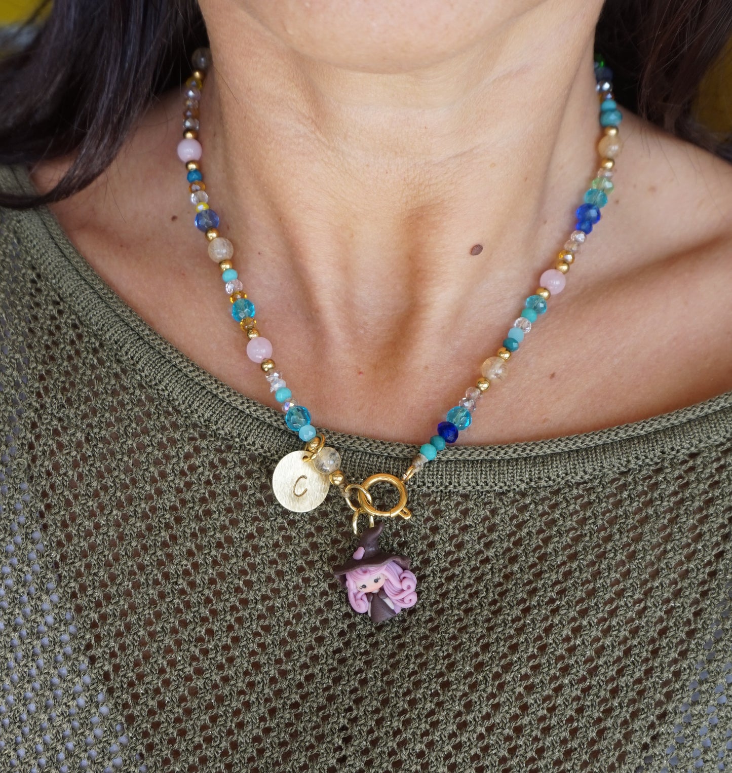 Collana girocollo con pietre dure