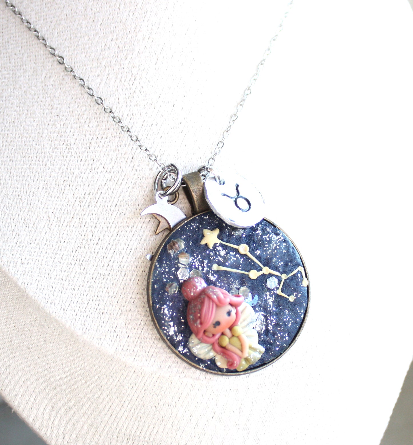 Collana Zodiacale Toro – Fatina Costellazione e Simbolo Inciso